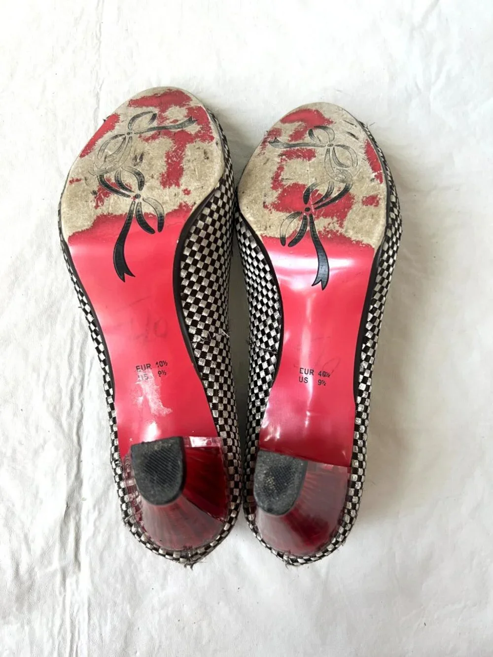 Poetic License high heel shoes 9.5 brown woven peep toe clear heel cherry beads